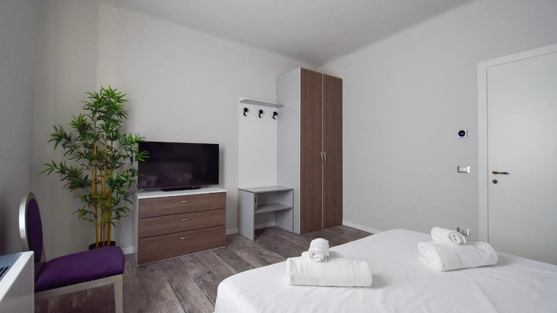 Villa Caterina Apartments By Wonderful Italy Desenzano del Garda