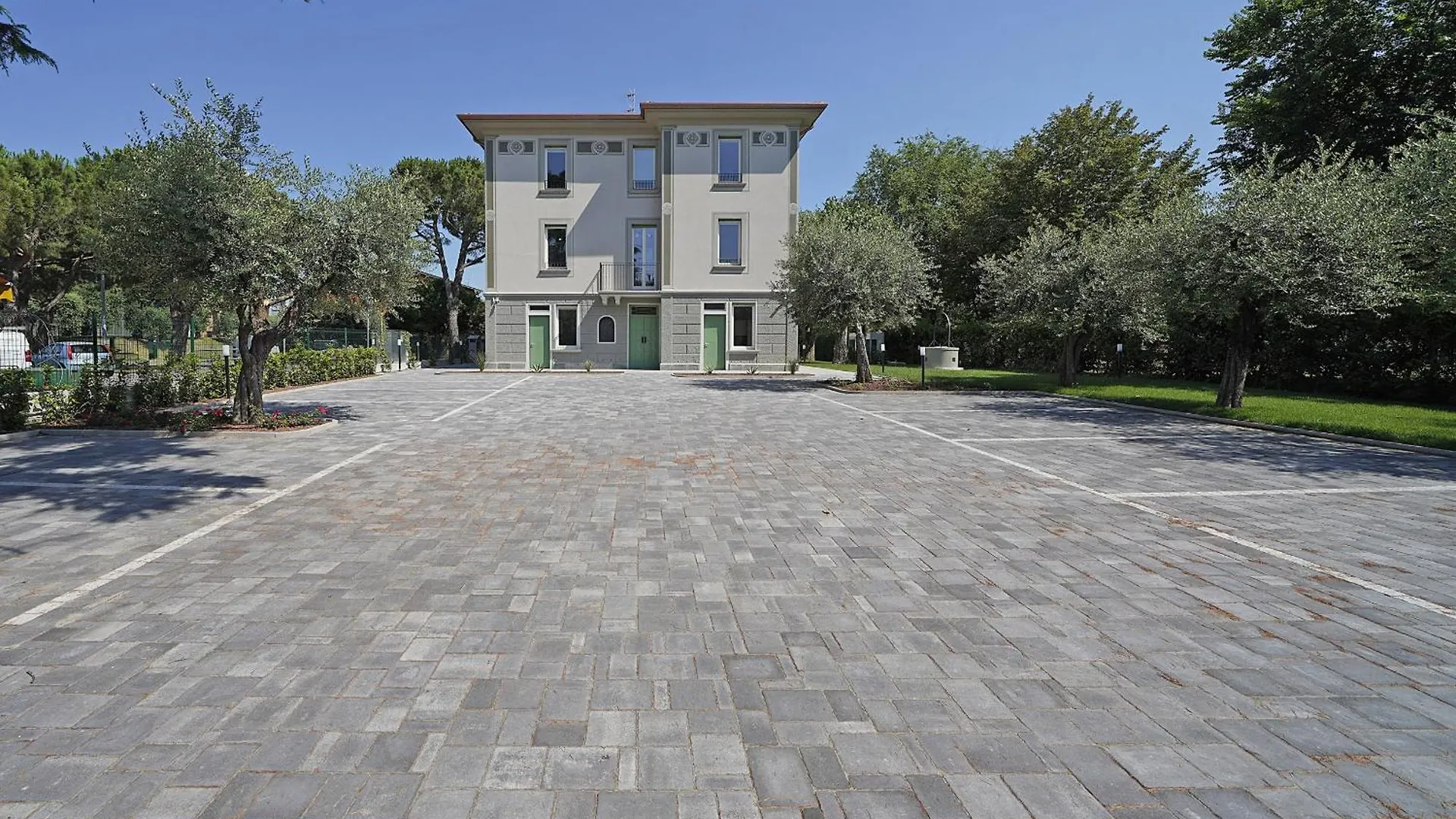 Villa Caterina Apartments By Wonderful Italy Desenzano del Garda