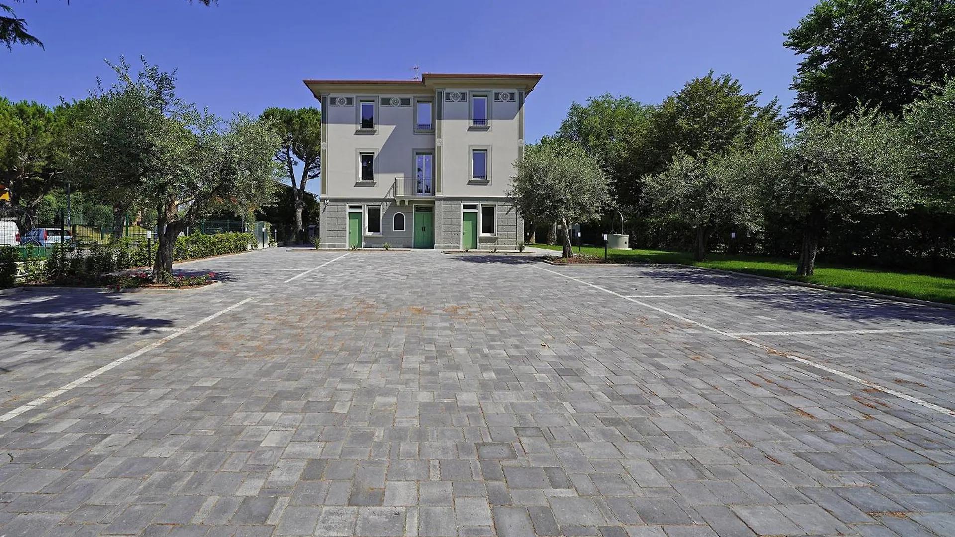 Villa Caterina Apartments By Wonderful Italy Desenzano del Garda