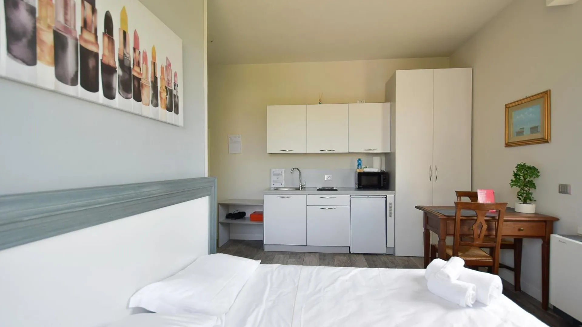 Villa Caterina Apartments By Wonderful Italy Desenzano del Garda
