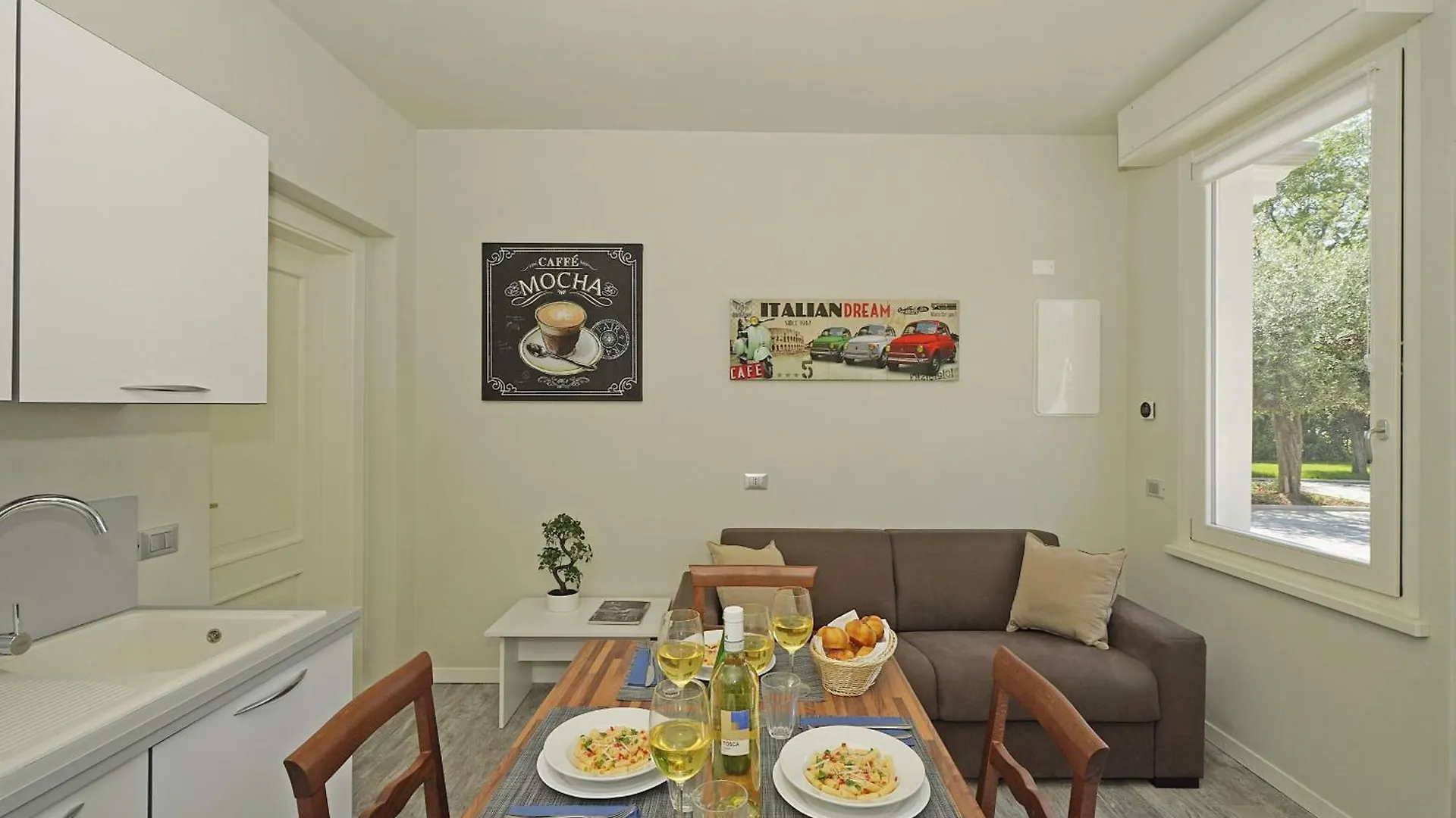 Villa Caterina Apartments By Wonderful Italy Desenzano del Garda