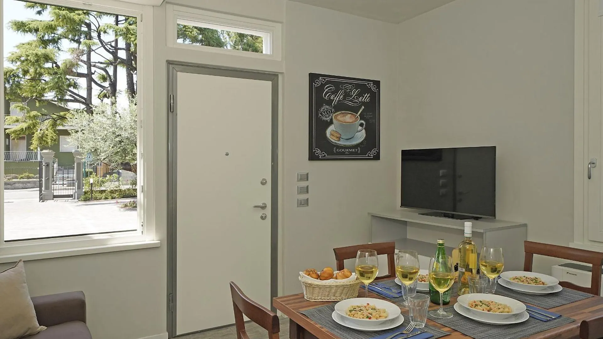 Villa Caterina Apartments By Wonderful Italy Desenzano del Garda