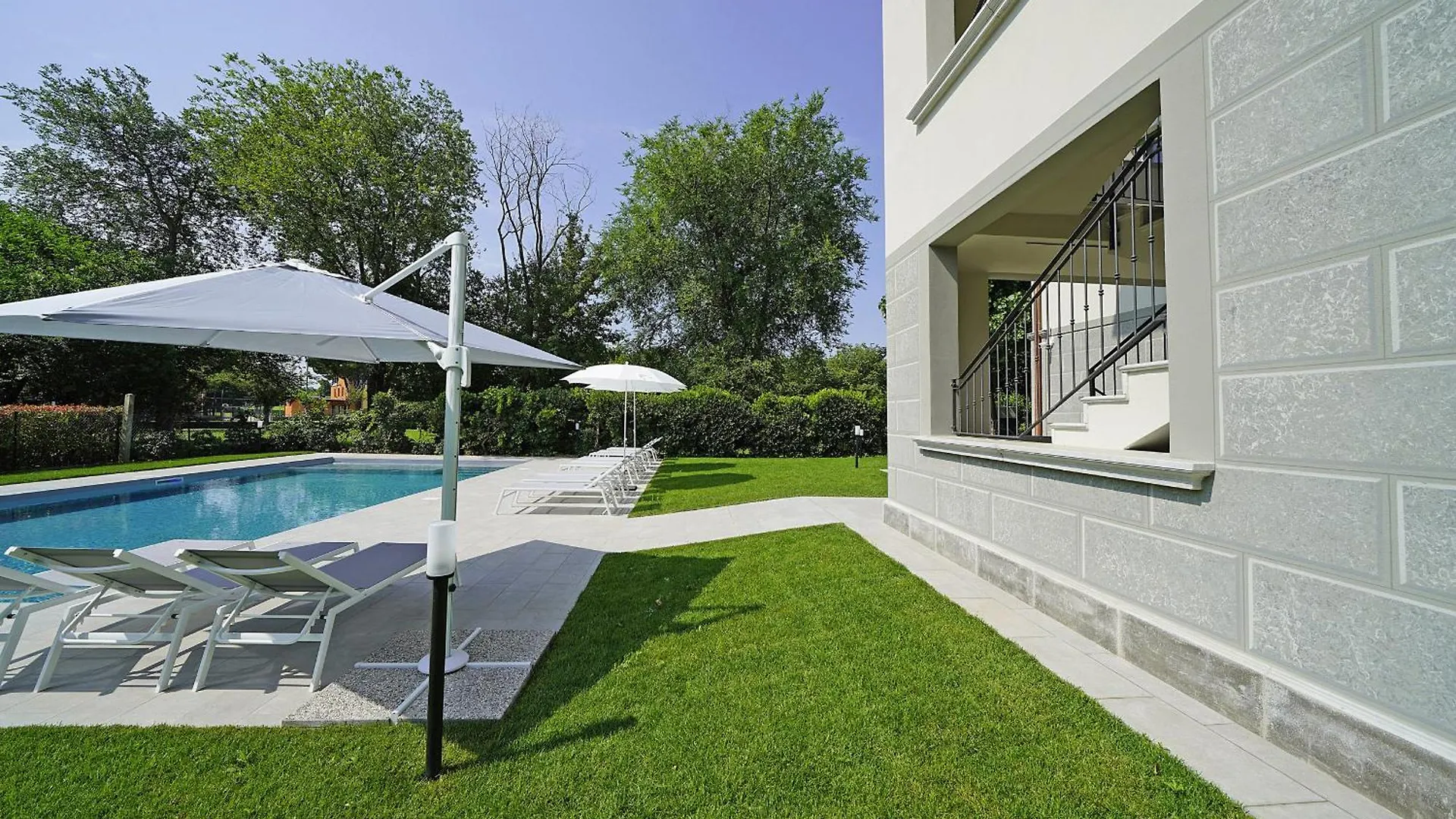 Villa Caterina Apartments By Wonderful Italy Desenzano del Garda