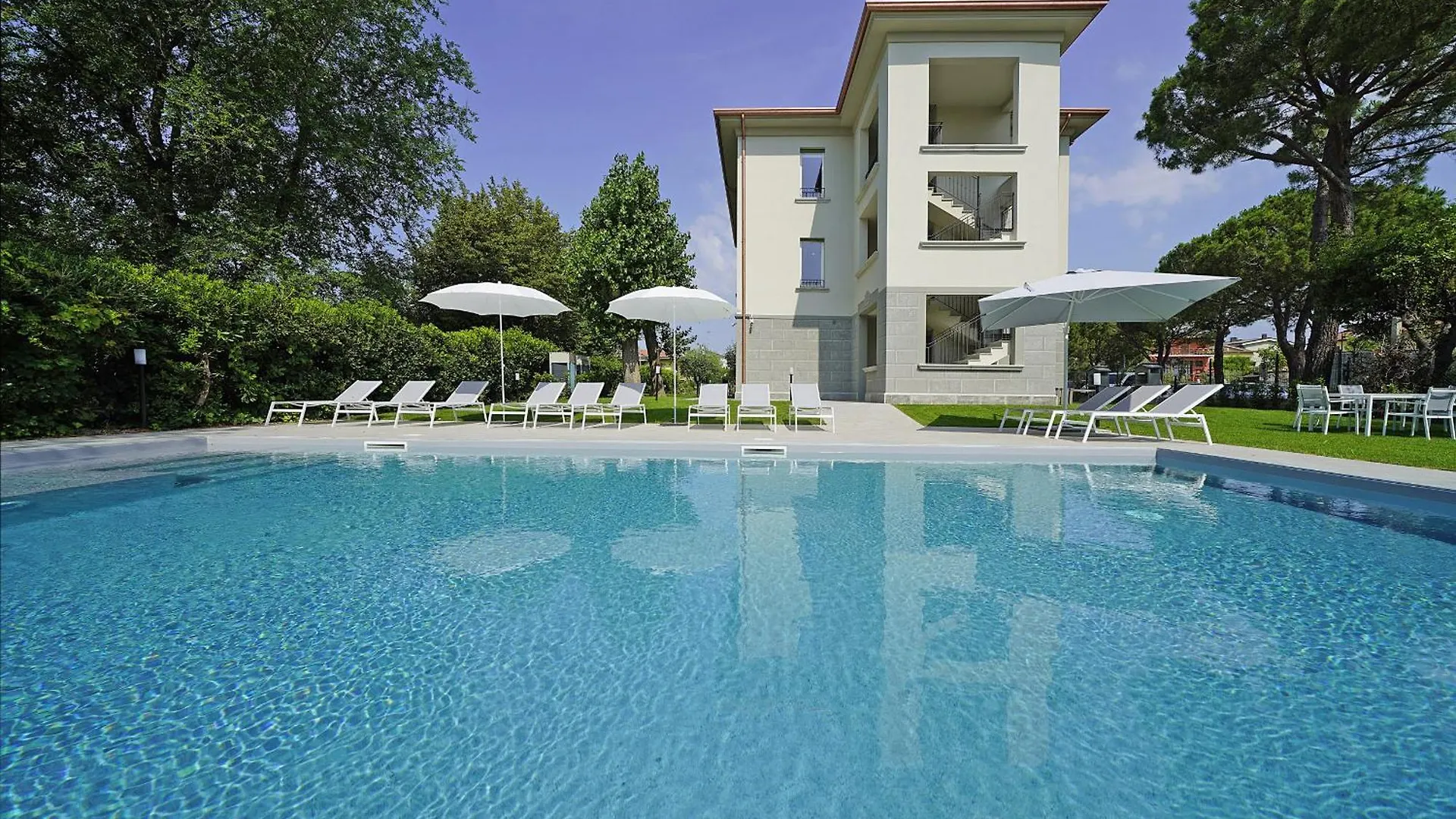 Villa Caterina Apartments By Wonderful Italy Desenzano del Garda