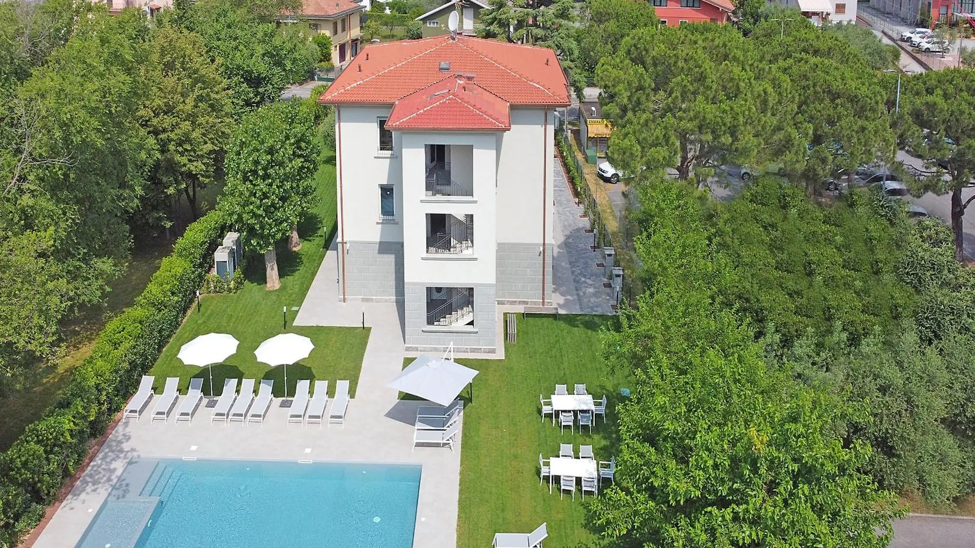 Villa Caterina Apartments By Wonderful Italy Desenzano del Garda
