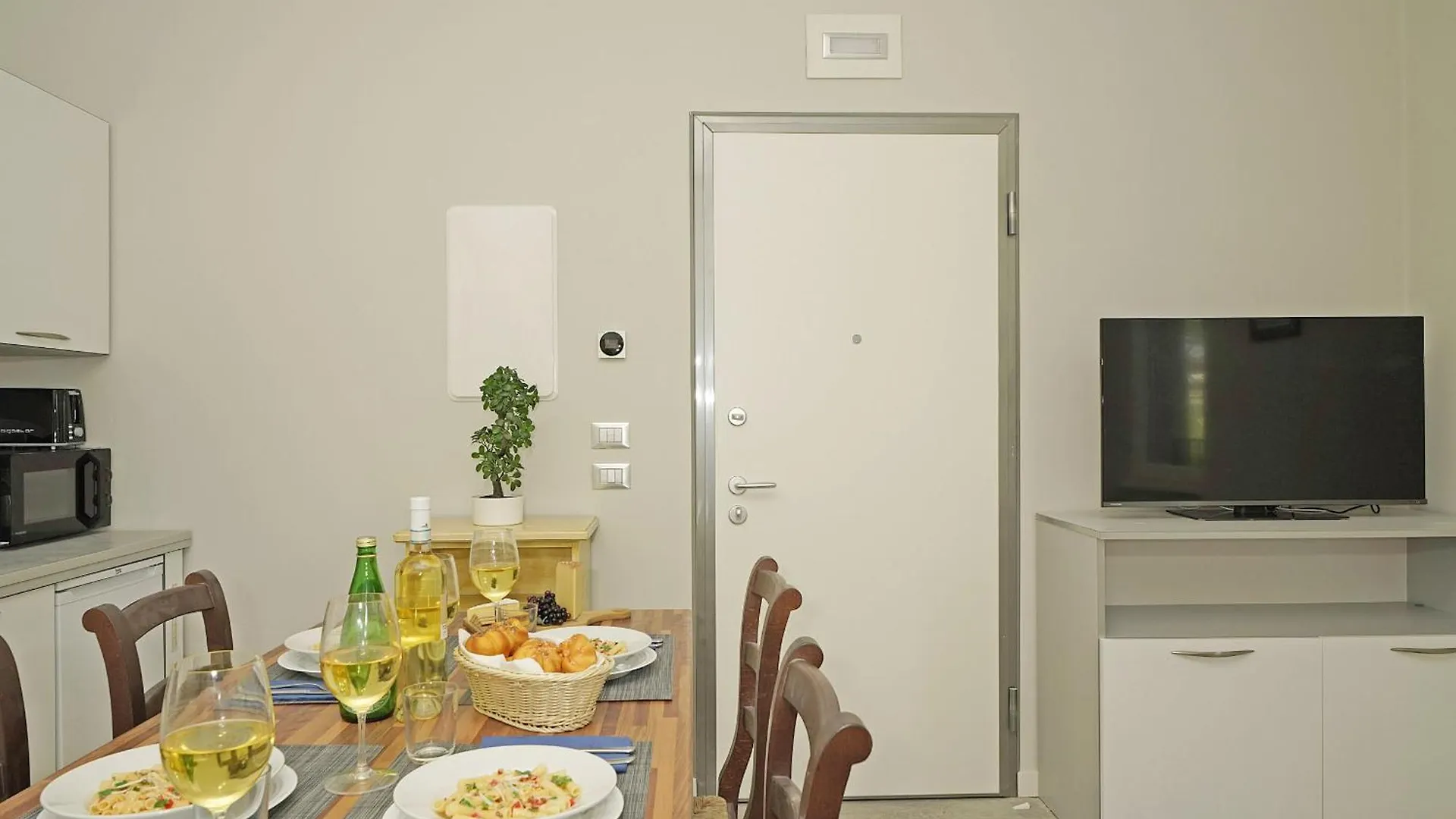 Villa Caterina Apartments By Wonderful Italy Desenzano del Garda